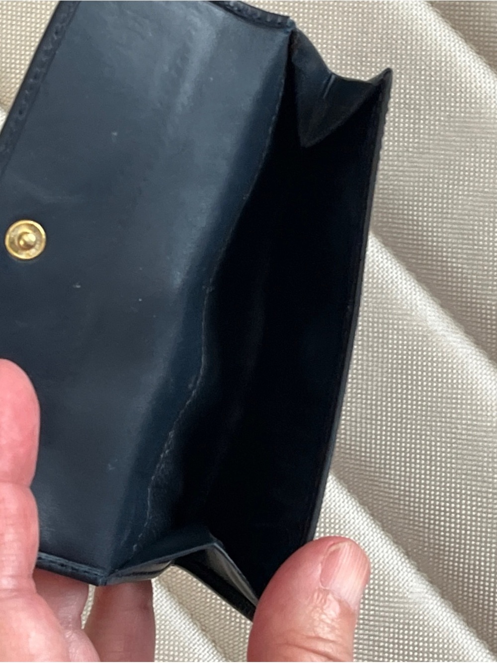 Gucci Gold and Navy Double G Logo Hardware Accent wallet - Picture 6 of 15